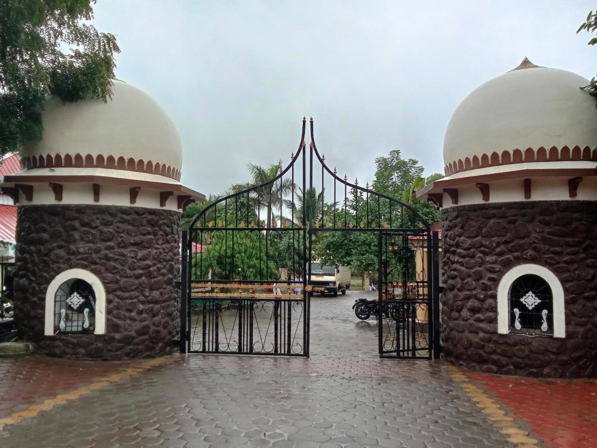 Ellora Heritage Resort Exterior photo